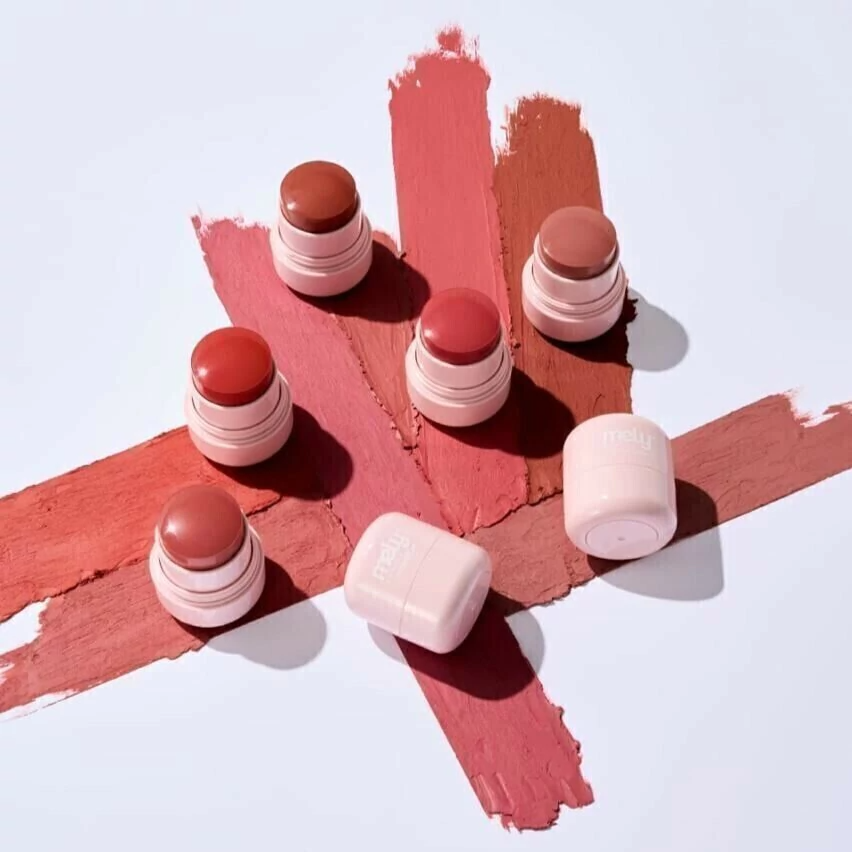 Cream blush cheeks eyes Mely